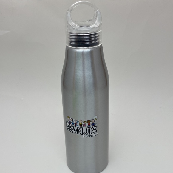 Snoopy Hawaii bottle with screw cap NWT! Silver with Snoopy surfboard design - Picture 10 of 13